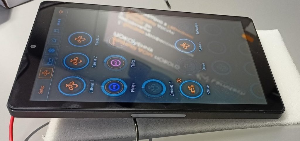 Настенные стационарные панели 5.5" и 8" на Android 11